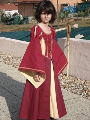 costume medieval