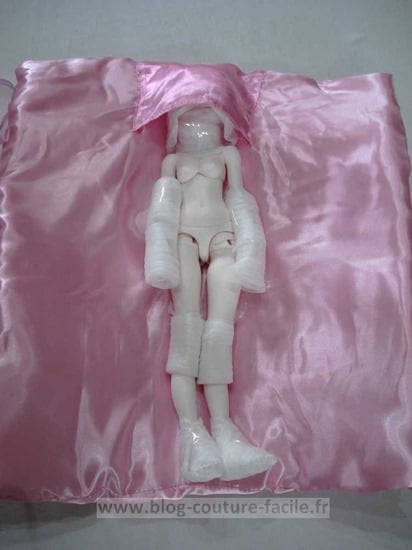 emballage poupee bjd