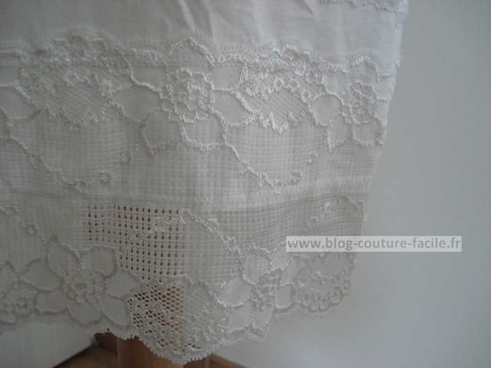 dentelle fond de robe