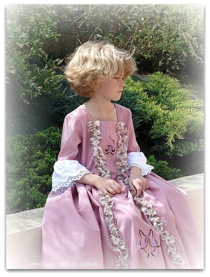 costume-robe-de-marquise