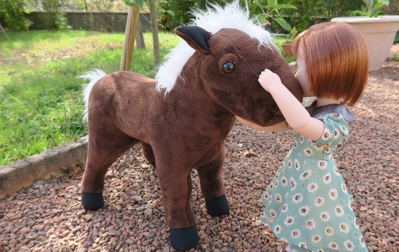 peluche cheval pour poupee