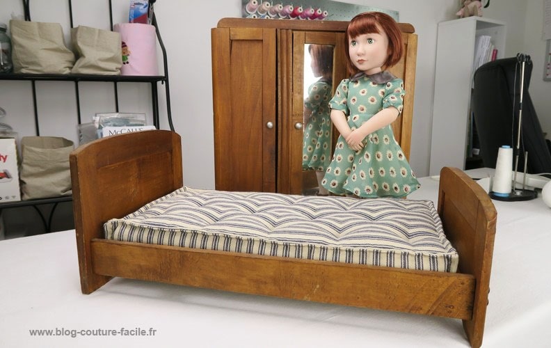 chambre-ancienne-pour-poupee-1940