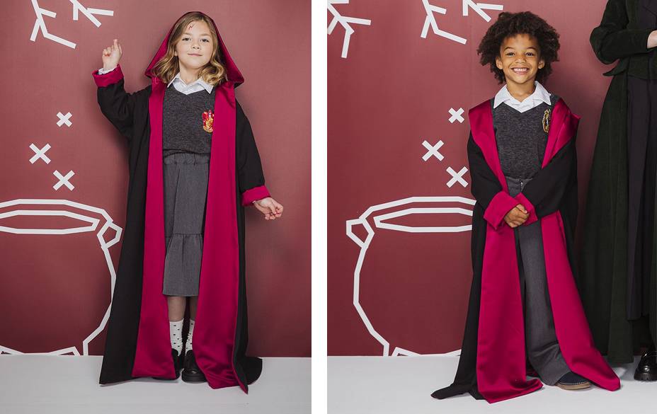 Costumes : l'uniforme d'un élève à Poudlard  Costume d'harry potter, Uniforme  poudlard, Harry potter trucs